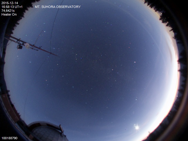 Zdjęcie ściągnięte w dniu 2015-12-14 o godzinie 17:00:38 czasu lokalnego.
