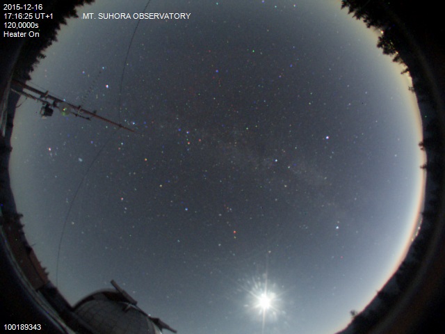 Zdjęcie ściągnięte w dniu 2015-12-16 o godzinie 17:19:32 czasu lokalnego.