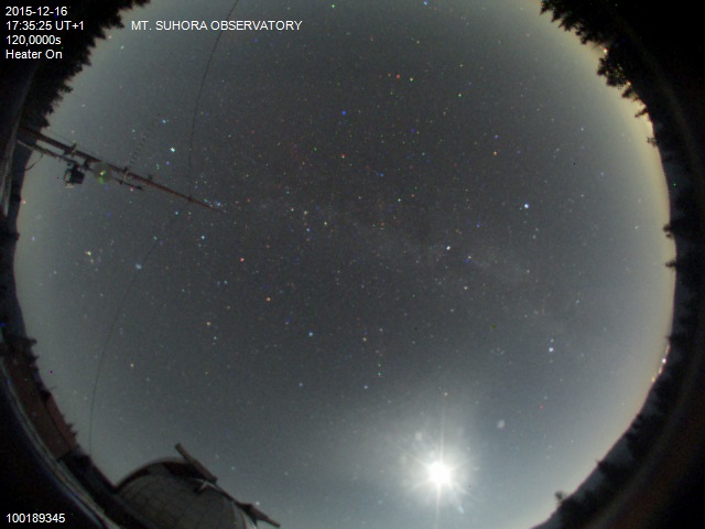 Zdjęcie ściągnięte w dniu 2015-12-16 o godzinie 17:38:32 czasu lokalnego.