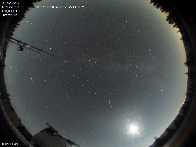 Zdjęcie ściągnięte w dniu 2015-12-16 o godzinie 18:16:32 czasu lokalnego.