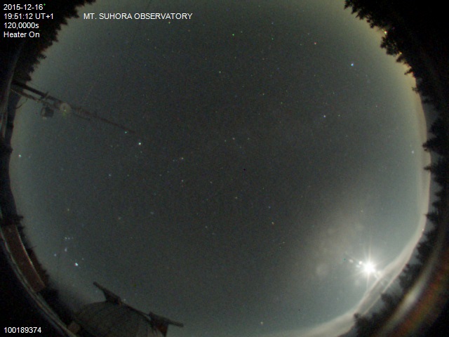 Zdjęcie ściągnięte w dniu 2015-12-16 o godzinie 19:54:18 czasu lokalnego.