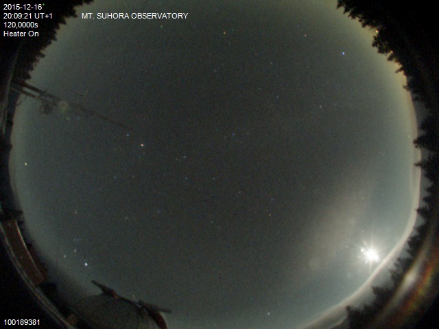 Zdjęcie ściągnięte w dniu 2015-12-16 o godzinie 20:12:27 czasu lokalnego.