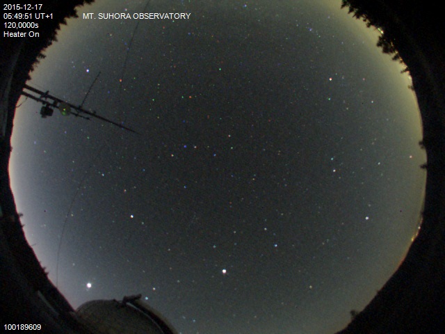 Zdjęcie ściągnięte w dniu 2015-12-17 o godzinie 05:53:03 czasu lokalnego.