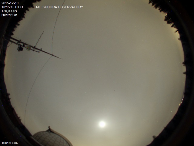 Zdjęcie ściągnięte w dniu 2015-12-18 o godzinie 18:18:22 czasu lokalnego.