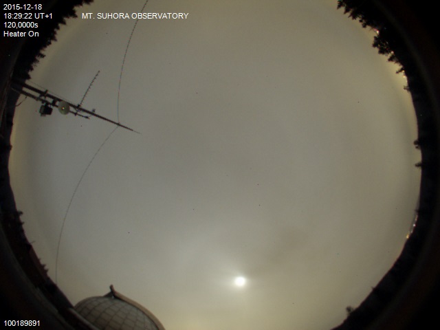Zdjęcie ściągnięte w dniu 2015-12-18 o godzinie 18:32:30 czasu lokalnego.