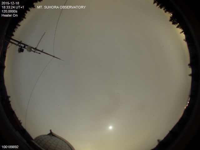 Zdjęcie ściągnięte w dniu 2015-12-18 o godzinie 18:36:33 czasu lokalnego.