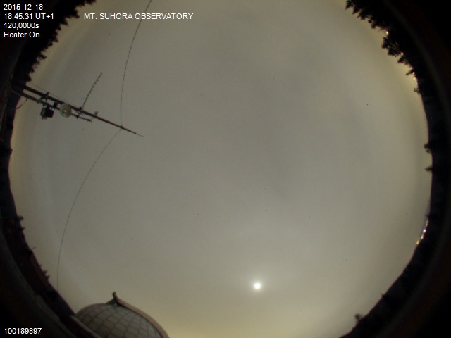 Zdjęcie ściągnięte w dniu 2015-12-18 o godzinie 18:48:40 czasu lokalnego.