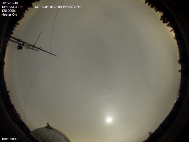 Zdjęcie ściągnięte w dniu 2015-12-18 o godzinie 18:52:41 czasu lokalnego.