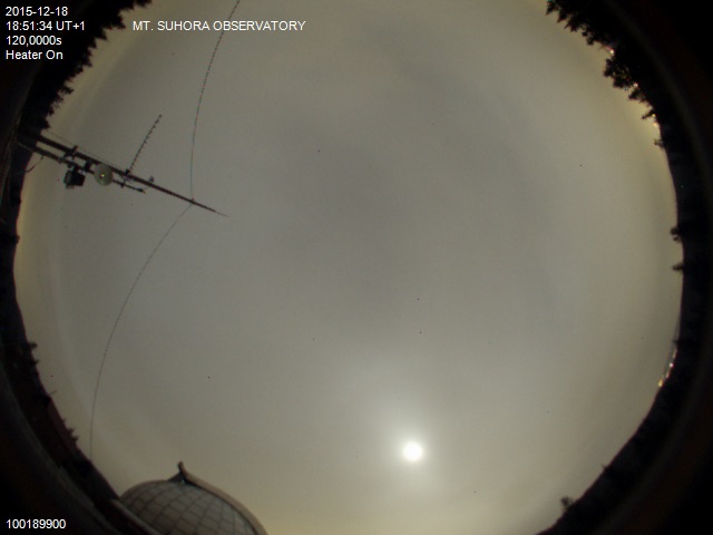 Zdjęcie ściągnięte w dniu 2015-12-18 o godzinie 18:54:43 czasu lokalnego.