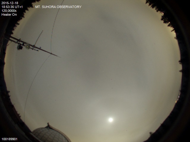Zdjęcie ściągnięte w dniu 2015-12-18 o godzinie 18:56:43 czasu lokalnego.