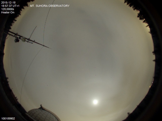 Zdjęcie ściągnięte w dniu 2015-12-18 o godzinie 19:00:46 czasu lokalnego.