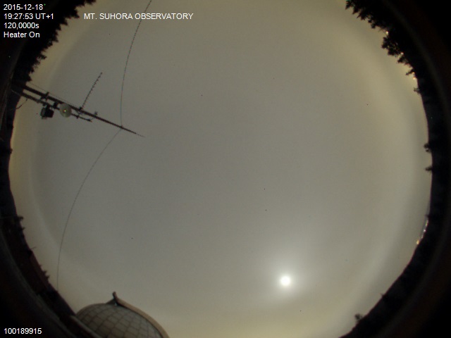 Zdjęcie ściągnięte w dniu 2015-12-18 o godzinie 19:31:02 czasu lokalnego.
