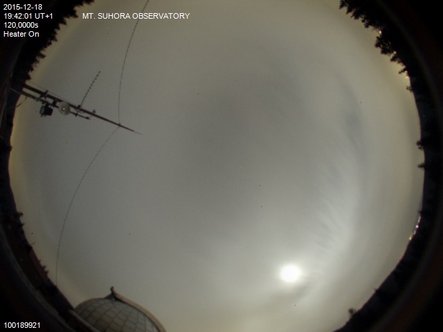 Zdjęcie ściągnięte w dniu 2015-12-18 o godzinie 19:45:09 czasu lokalnego.