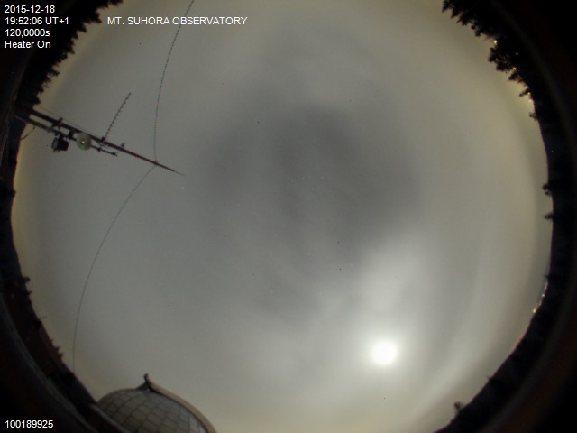 Zdjęcie ściągnięte w dniu 2015-12-18 o godzinie 19:55:15 czasu lokalnego.