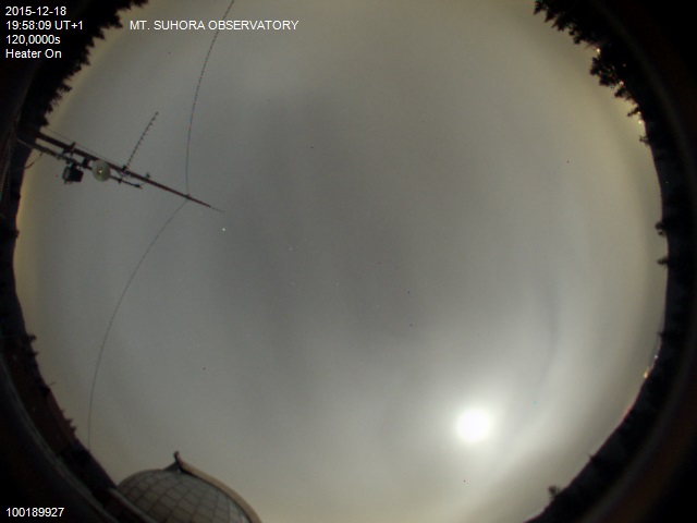 Zdjęcie ściągnięte w dniu 2015-12-18 o godzinie 20:01:19 czasu lokalnego.