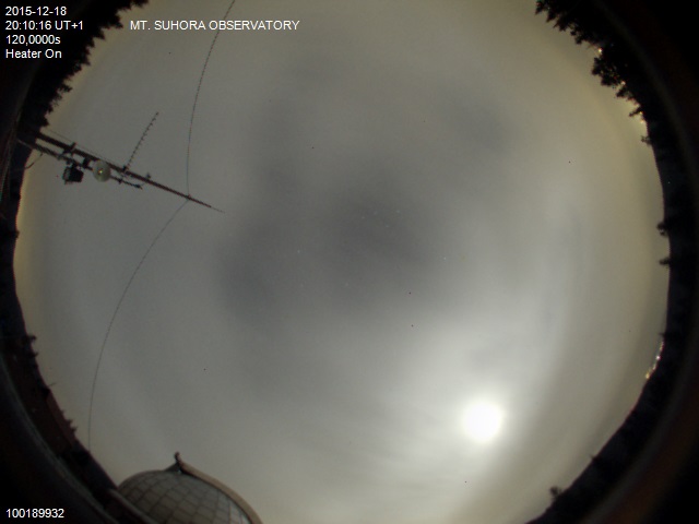 Zdjęcie ściągnięte w dniu 2015-12-18 o godzinie 20:13:26 czasu lokalnego.