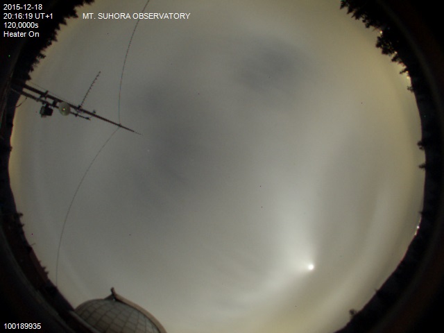 Zdjęcie ściągnięte w dniu 2015-12-18 o godzinie 20:19:29 czasu lokalnego.