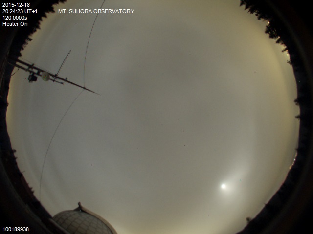 Zdjęcie ściągnięte w dniu 2015-12-18 o godzinie 20:27:33 czasu lokalnego.