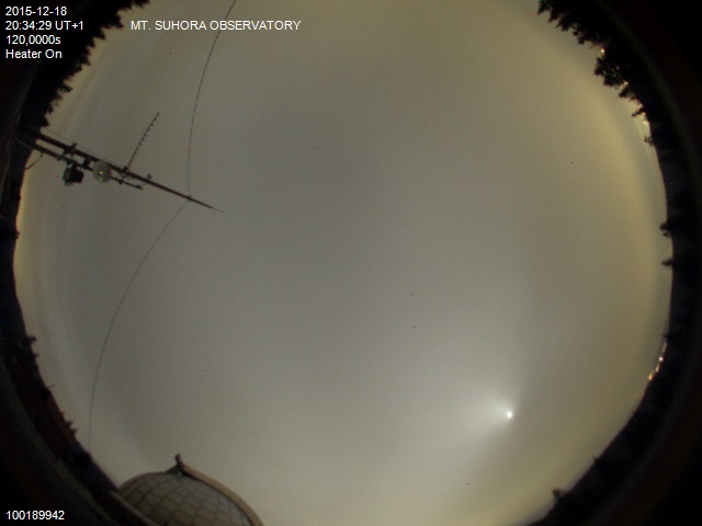 Zdjęcie ściągnięte w dniu 2015-12-18 o godzinie 20:37:40 czasu lokalnego.