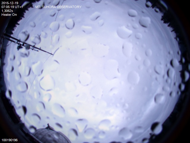 Zdjęcie ściągnięte w dniu 2015-12-19 o godzinie 07:06:35 czasu lokalnego.