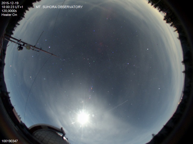 Zdjęcie ściągnięte w dniu 2015-12-19 o godzinie 18:03:36 czasu lokalnego.