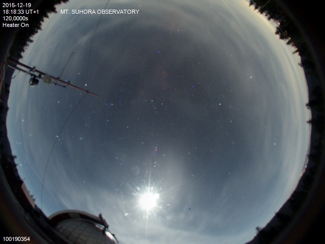 Zdjęcie ściągnięte w dniu 2015-12-19 o godzinie 18:21:47 czasu lokalnego.