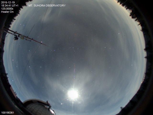Zdjęcie ściągnięte w dniu 2015-12-19 o godzinie 18:37:50 czasu lokalnego.