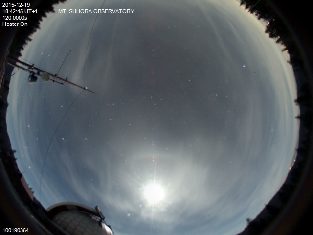 Zdjęcie ściągnięte w dniu 2015-12-19 o godzinie 18:46:00 czasu lokalnego.