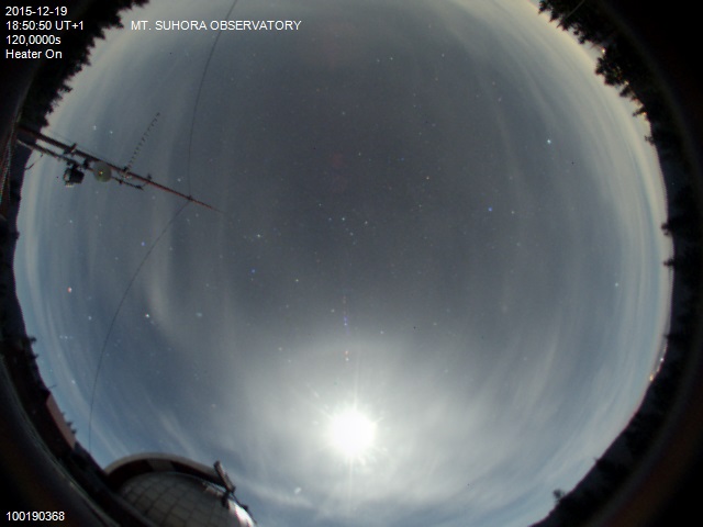 Zdjęcie ściągnięte w dniu 2015-12-19 o godzinie 18:53:59 czasu lokalnego.