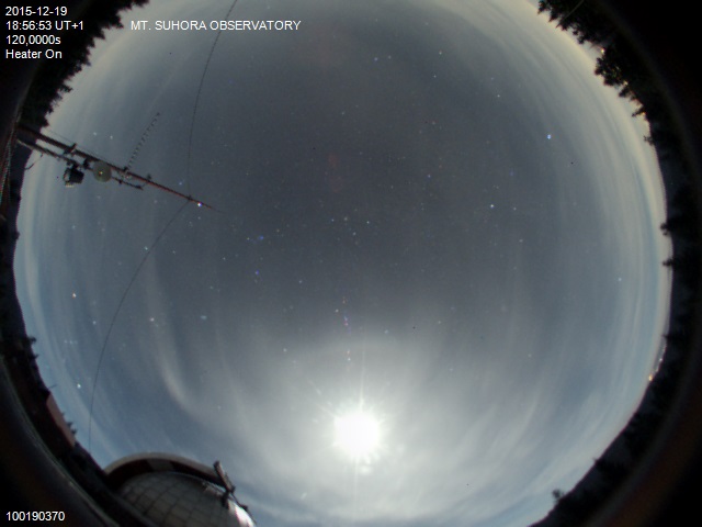 Zdjęcie ściągnięte w dniu 2015-12-19 o godzinie 19:00:02 czasu lokalnego.