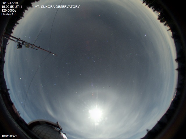 Zdjęcie ściągnięte w dniu 2015-12-19 o godzinie 19:04:09 czasu lokalnego.