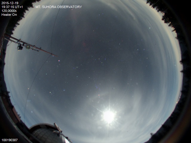Zdjęcie ściągnięte w dniu 2015-12-19 o godzinie 19:40:32 czasu lokalnego.