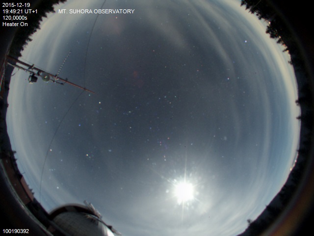 Zdjęcie ściągnięte w dniu 2015-12-19 o godzinie 19:52:38 czasu lokalnego.