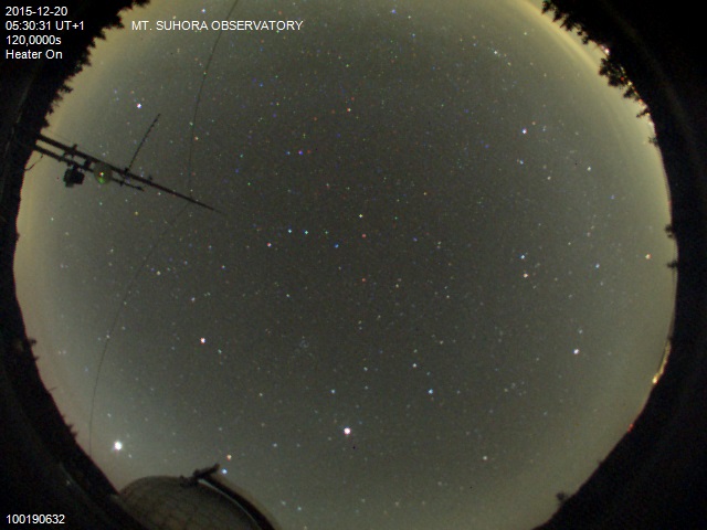 Zdjęcie ściągnięte w dniu 2015-12-20 o godzinie 05:33:47 czasu lokalnego.