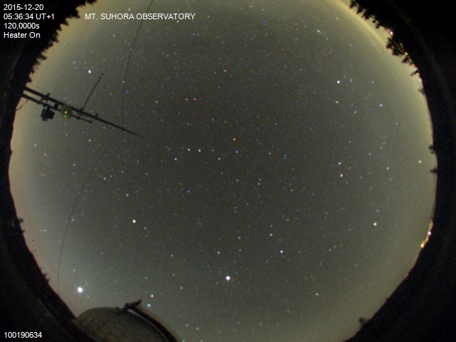 Zdjęcie ściągnięte w dniu 2015-12-20 o godzinie 05:39:51 czasu lokalnego.