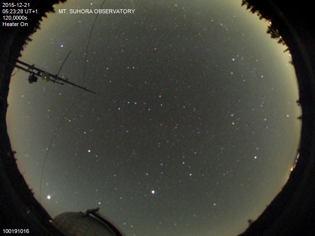 Zdjęcie ściągnięte w dniu 2015-12-21 o godzinie 05:26:45 czasu lokalnego.