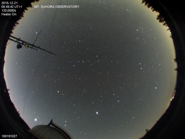 Zdjęcie ściągnięte w dniu 2015-12-21 o godzinie 05:52:49 czasu lokalnego.