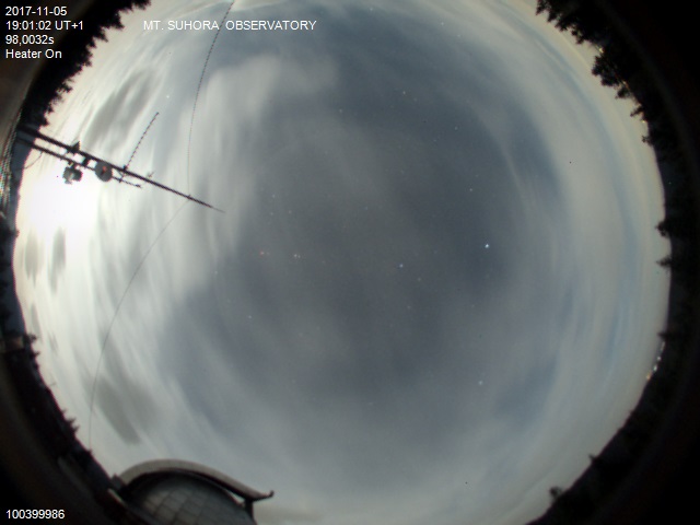 Zdjęcie ściągnięte w dniu 2017-11-05 o godzinie 19:03:41 czasu lokalnego.
