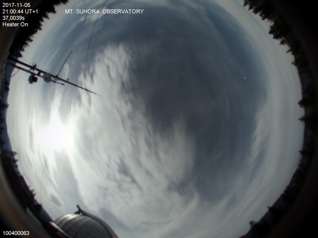 Zdjęcie ściągnięte w dniu 2017-11-05 o godzinie 21:02:22 czasu lokalnego.