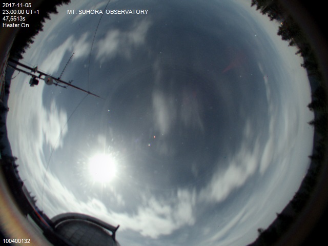 Zdjęcie ściągnięte w dniu 2017-11-05 o godzinie 23:01:45 czasu lokalnego.