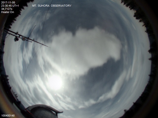 Zdjęcie ściągnięte w dniu 2017-11-05 o godzinie 23:32:18 czasu lokalnego.