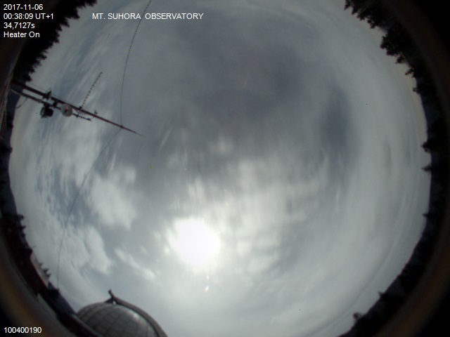 Zdjęcie ściągnięte w dniu 2017-11-06 o godzinie 00:39:42 czasu lokalnego.