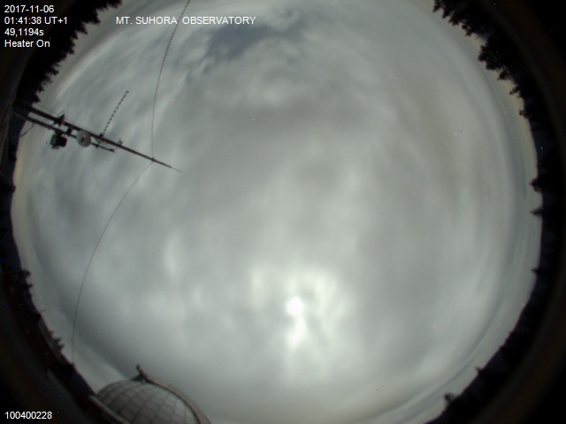 Zdjęcie ściągnięte w dniu 2017-11-06 o godzinie 01:43:26 czasu lokalnego.