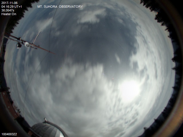 Zdjęcie ściągnięte w dniu 2017-11-06 o godzinie 04:18:05 czasu lokalnego.