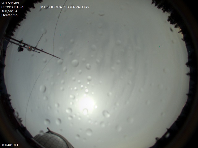 Zdjęcie ściągnięte w dniu 2017-11-09 o godzinie 03:42:29 czasu lokalnego.