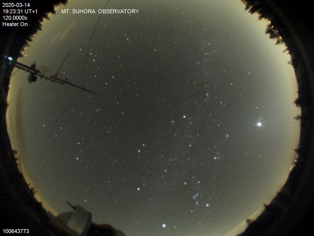 Zdjęcie ściągnięte w dniu 2020-03-14 o godzinie 19:26:41 czasu lokalnego.