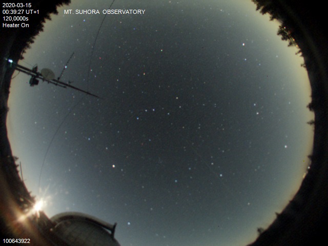 Zdjęcie ściągnięte w dniu 2020-03-15 o godzinie 00:43:29 czasu lokalnego.