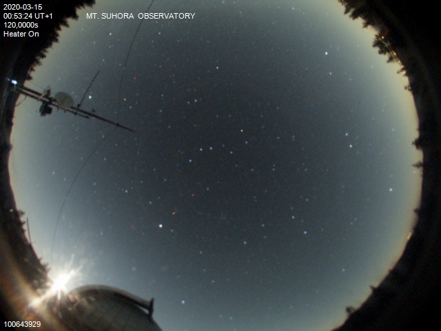 Zdjęcie ściągnięte w dniu 2020-03-15 o godzinie 00:57:38 czasu lokalnego.