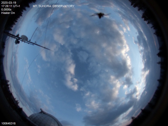 Zdjęcie ściągnięte w dniu 2020-03-19 o godzinie 17:29:54 czasu lokalnego.