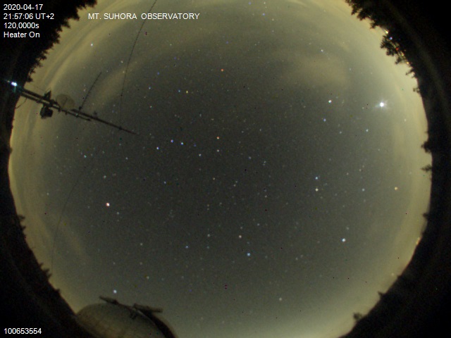 Zdjęcie ściągnięte w dniu 2020-04-17 o godzinie 22:00:17 czasu lokalnego.